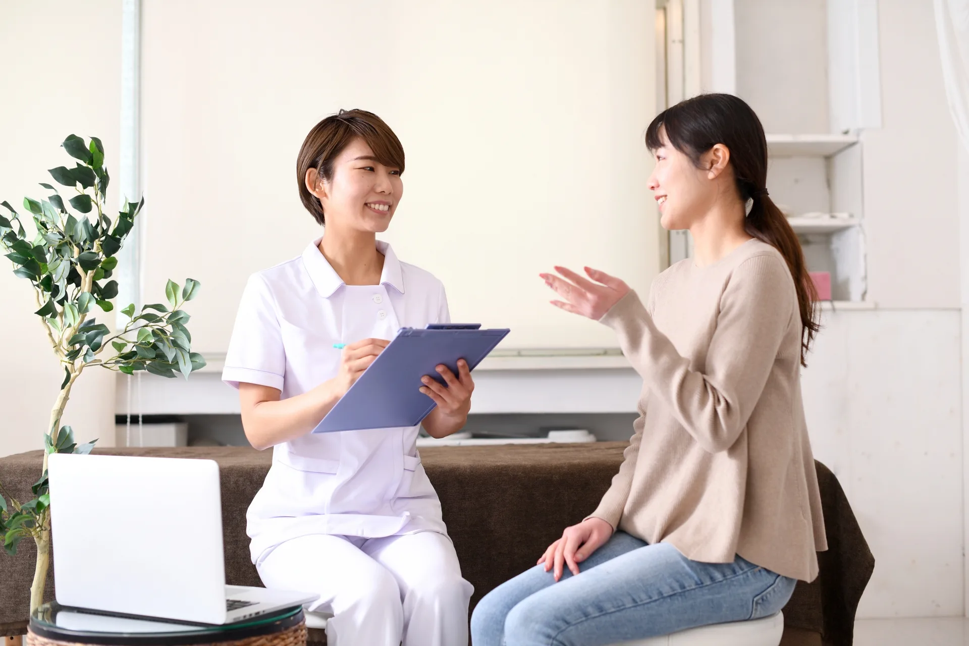 病院と整体院のめまいに対するアプローチの違い